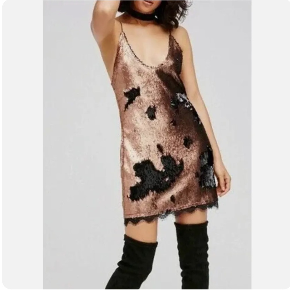 NWOT Free People Seeing Double Sequin Slip Dress - medium - Picture 2 of 14